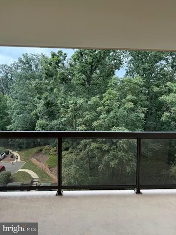 $399,000 | 205 Yoakum Parkway, Unit 626, Alexandria, VA 22304