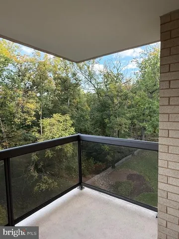 $399,000 | 205 Yoakum Parkway, Unit 626, Alexandria, VA 22304
