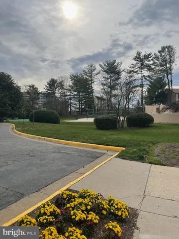 $399,000 | 205 Yoakum Parkway, Unit 626, Alexandria, VA 22304