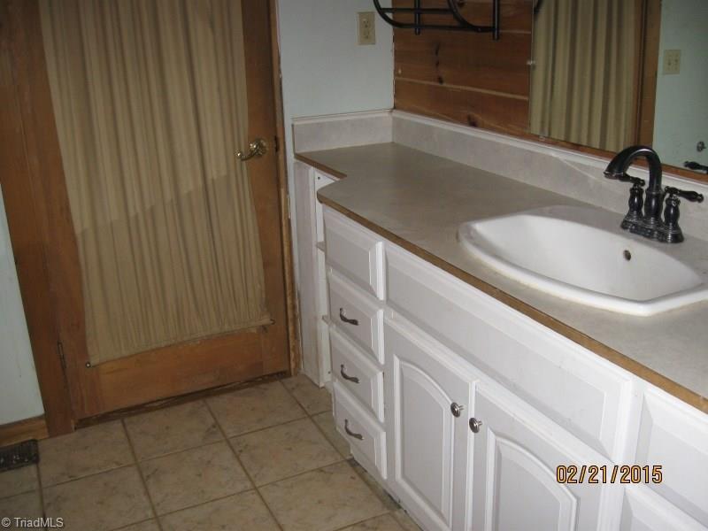 5882 Stanley Huff Road Summerfield, NC 27358 - Photo 11 of 28 Gallery Image 11