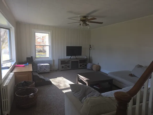 $3,200 | 557 Drift Road, Westport, MA 02790