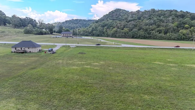 $59,300 | 8 Hartsville Road, Lafayette, TN 37083