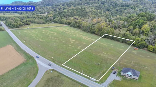 $59,300 | 8 Hartsville Road, Lafayette, TN 37083