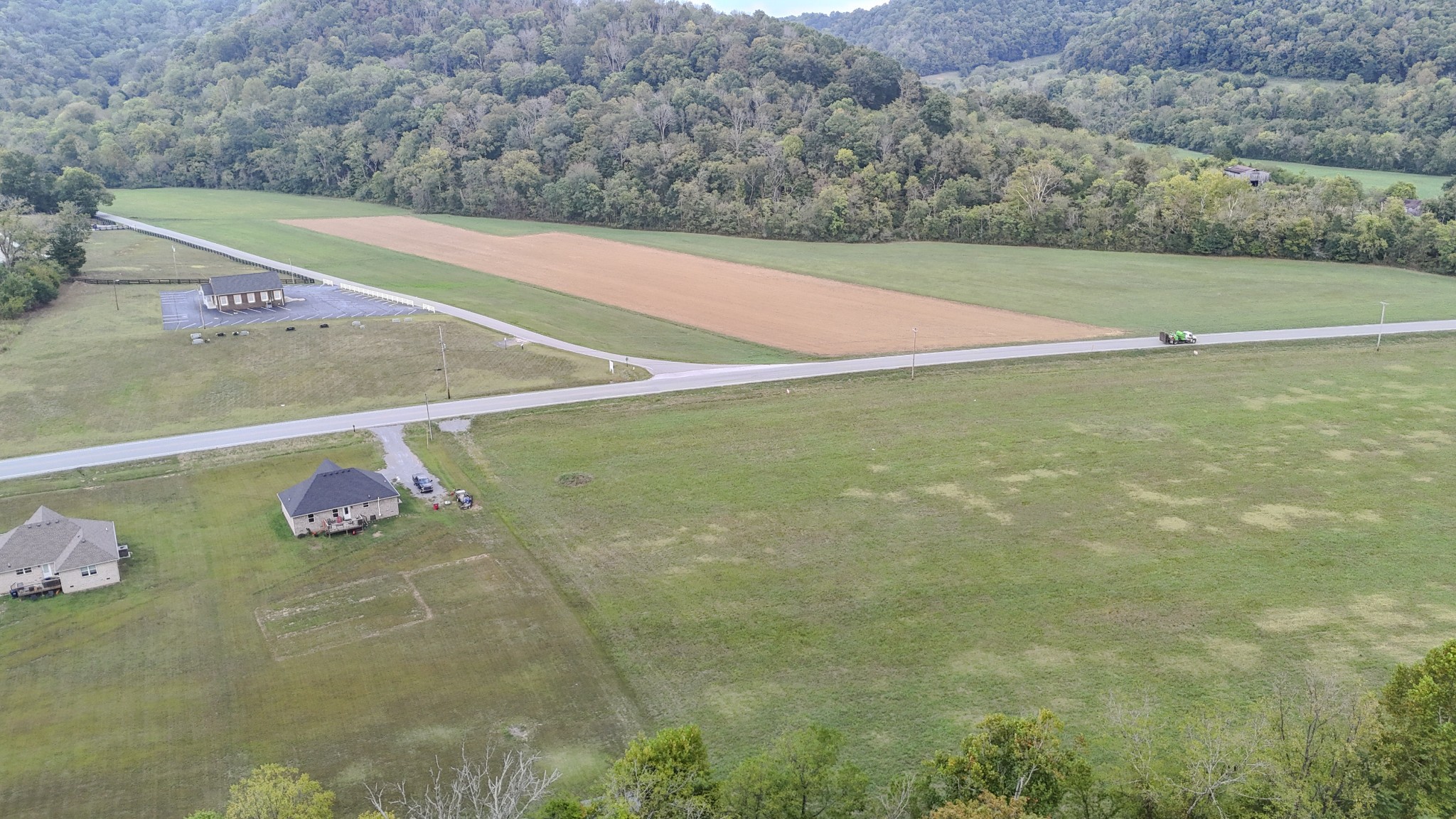 8 Hartsville Road Lafayette, TN 37083 - Photo 9 of 15