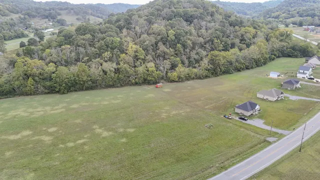 $59,300 | 8 Hartsville Road, Lafayette, TN 37083
