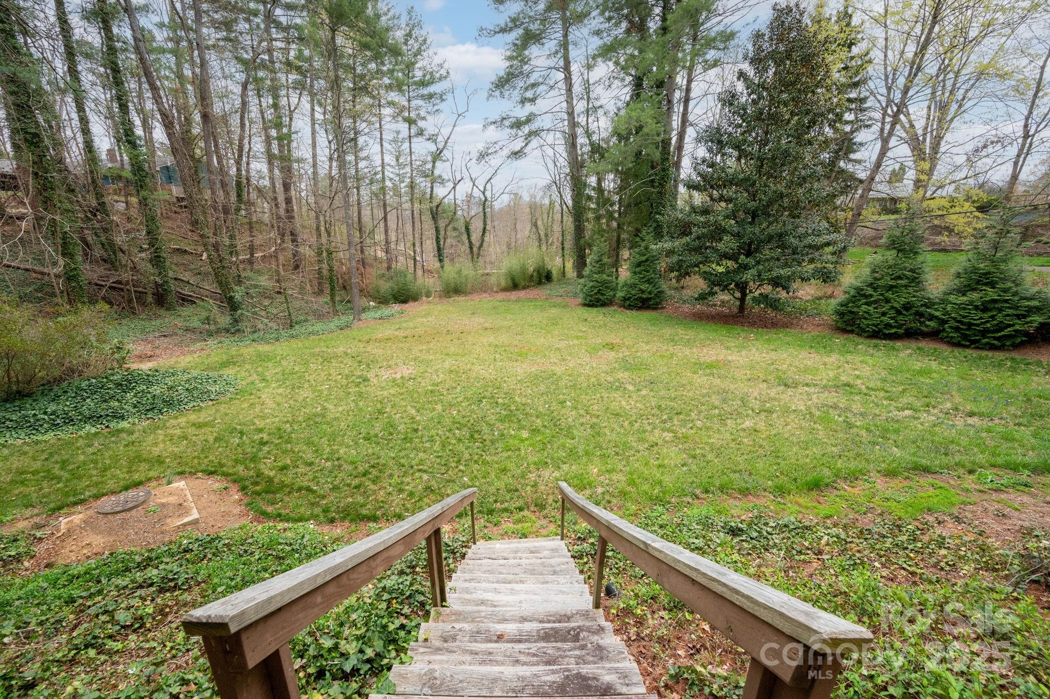48 Stratford Road Asheville, NC 28804 - Photo 34 of 35 Gallery Image 34