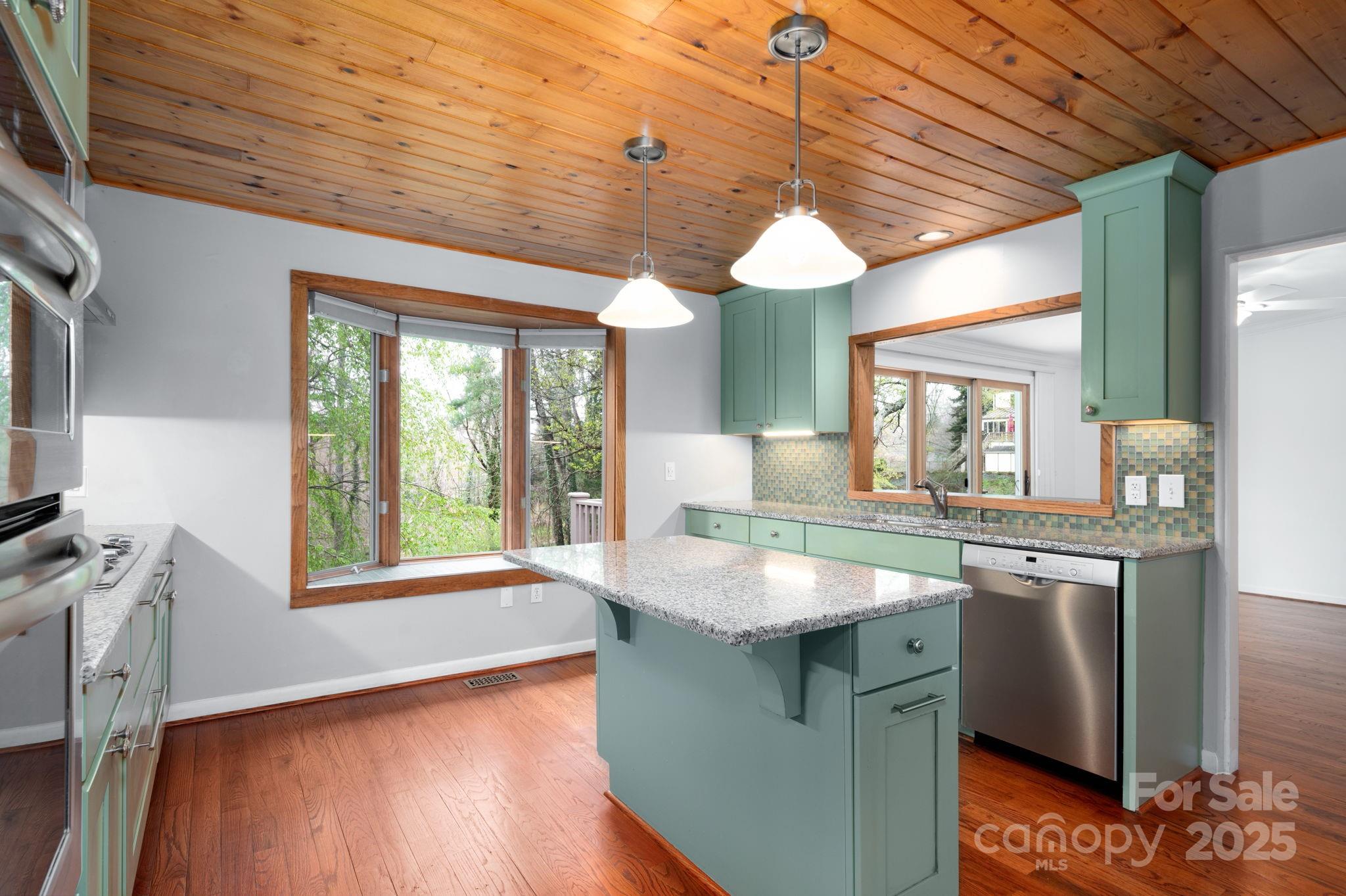 48 Stratford Road Asheville, NC 28804 - Photo 10 of 35 Gallery Image 10