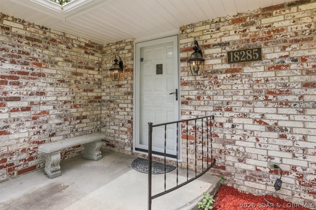 18285 State Route West Versailles, MO 65084 - Photo 4 of 50