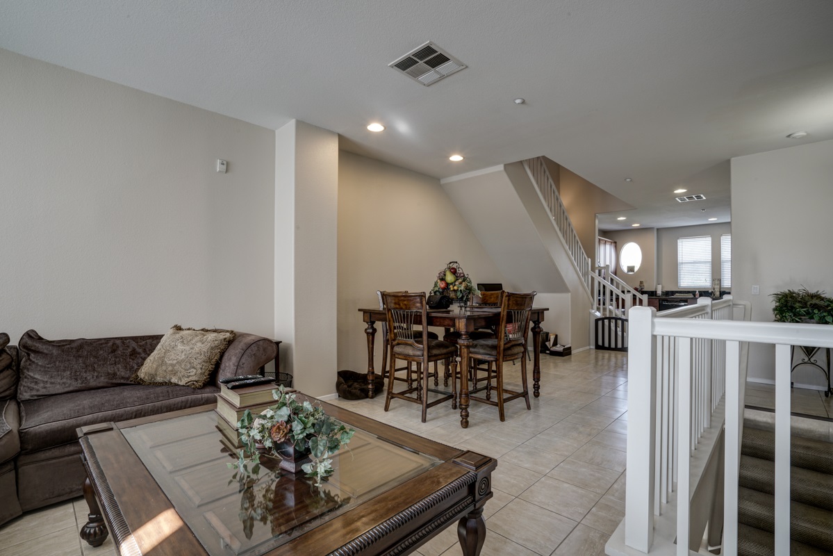 1386 Dandelion Way San Marcos, CA 92078 - Photo 5 of 25