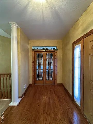 $439,000 | 812 Hill Crest Drive, Owensville, MO 65066