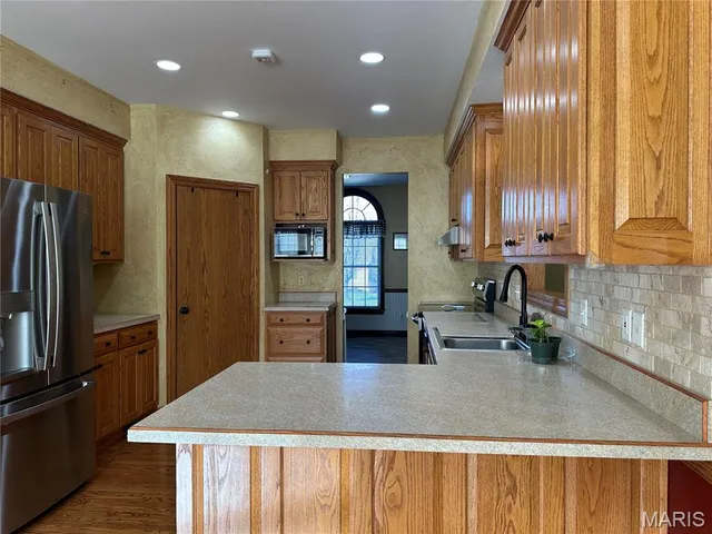 $439,000 | 812 Hill Crest Drive, Owensville, MO 65066