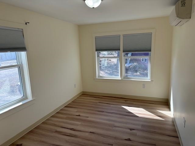 32 Ladds Lane, Unit 4 Epping, NH 03042 - Photo 6 of 9