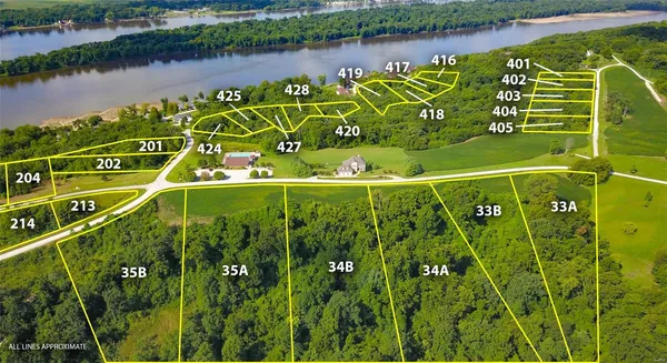 $39,900 | 35 Winneberg Road, Unit A, Golden Eagle, IL 62036