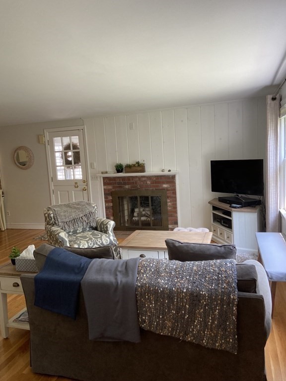 29 Mill Road East Sandwich, MA 02537 - Photo 8 of 24 Gallery Image 8