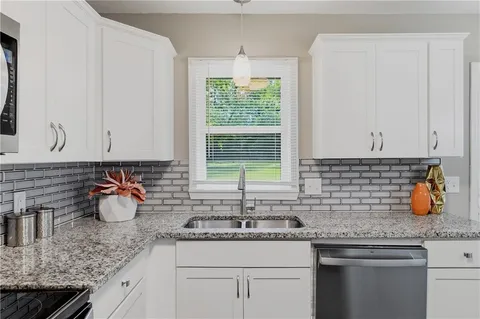 $215,000 | 10515 Palmer Avenue, Kansas City, MO 64134