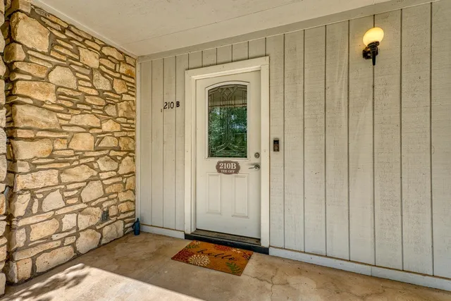 $387,000 | 210 B Teeoff, Horseshoe Bay, TX 78657