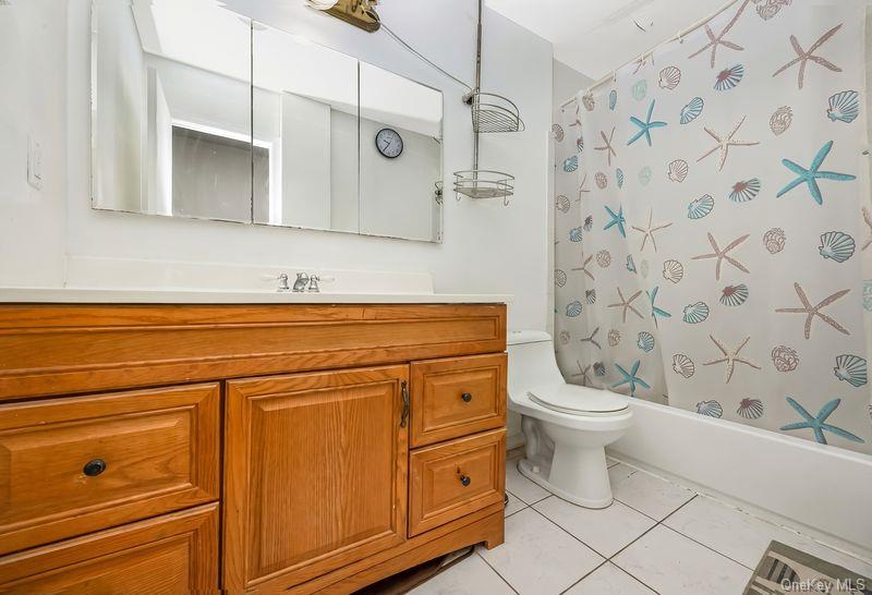 215-08 23rd Road Queens, NY 11360 - Photo 13 of 34