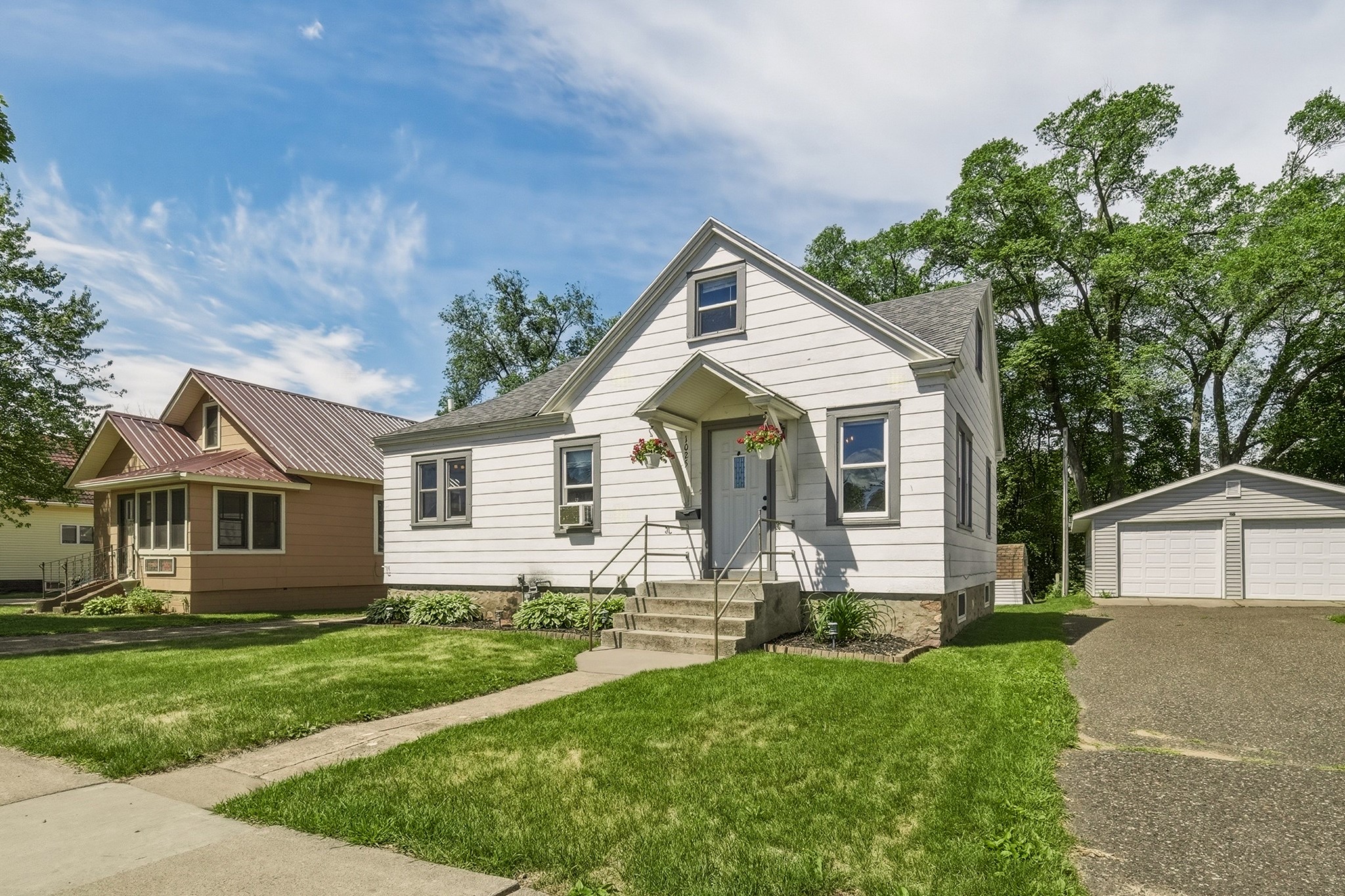 1025 Main Street Bloomer, WI 54724 - Photo 2 of 30