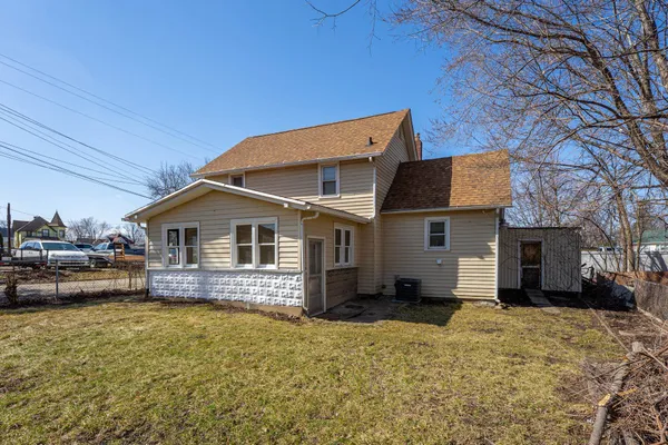 $179,900 | 406 Laurel Place, Belvidere, IL 61008