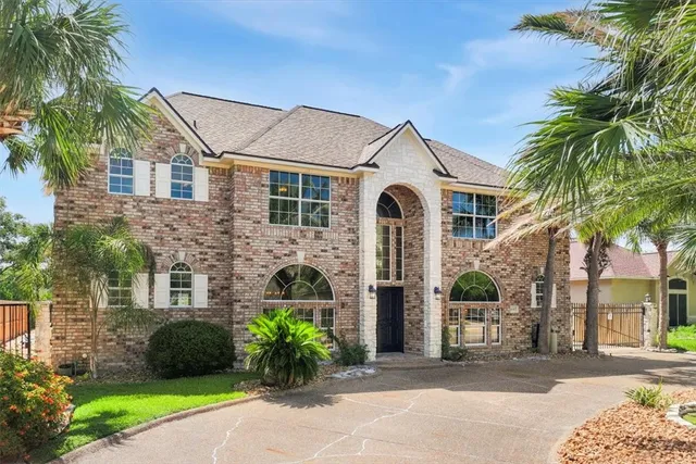 $649,000 | 6302 Grandvilliers Drive, Corpus Christi, TX 78414