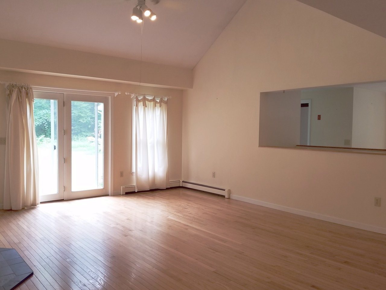 10 Forest Ridge Drive Middlebury, VT 05753 - Photo 4 of 26 Gallery Image 4