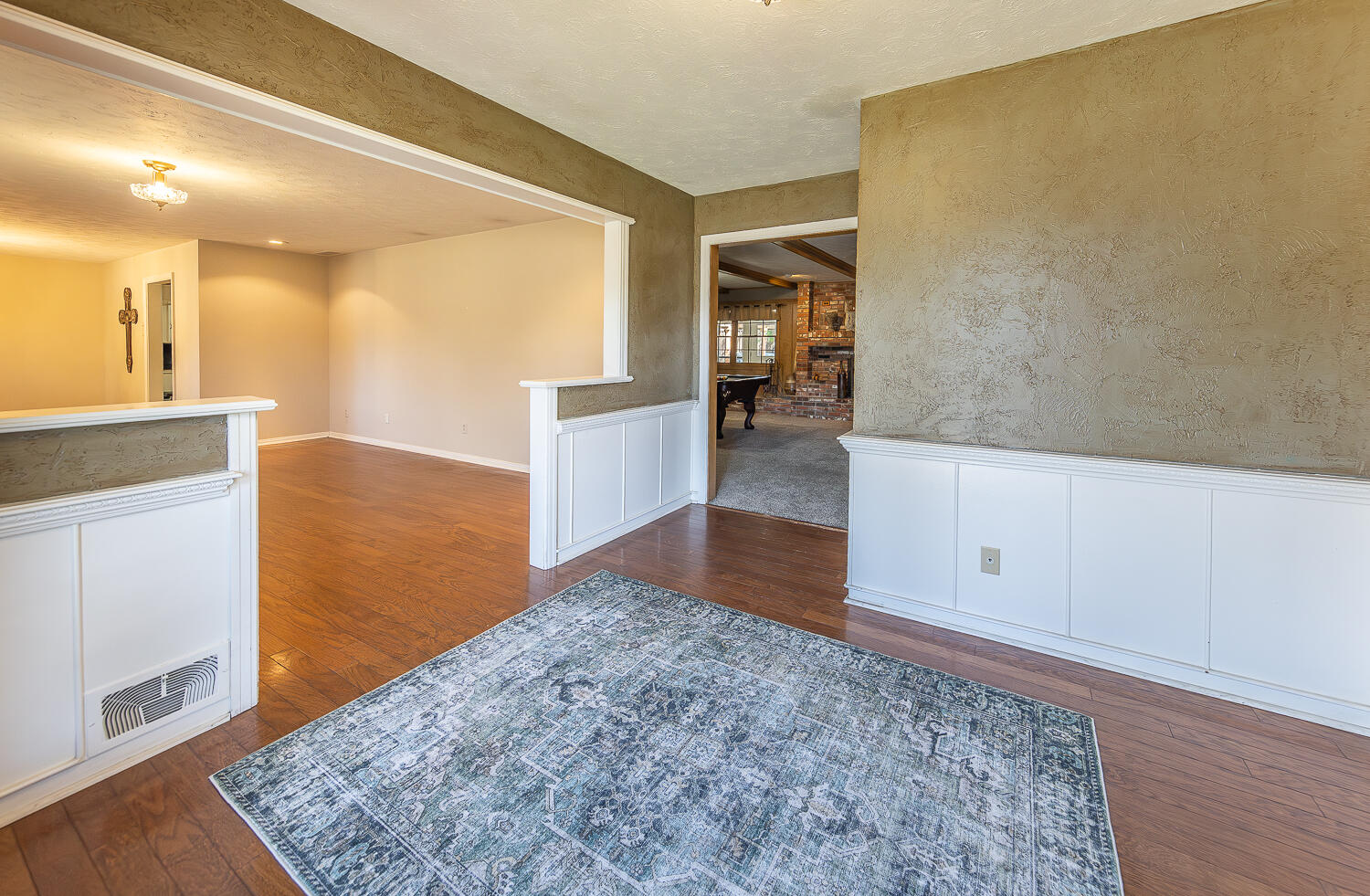 3312 59th Street Lubbock, TX 79413 - Photo 4 of 31 2L9A8378