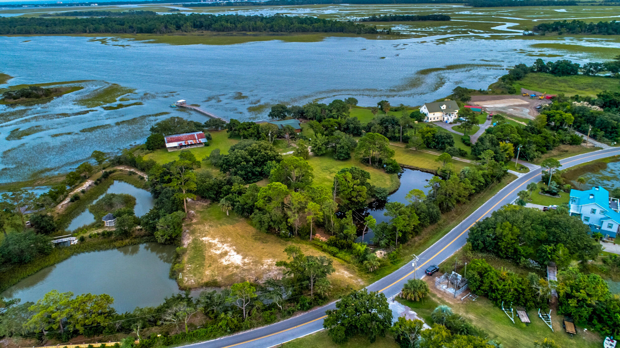 2363 Sol Legare Road Charleston, SC 29412 - Photo 3 of 13 2363 Sol Legare-5