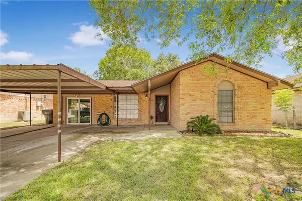 $169,800 | 3303 Flamingo Drive, Victoria, TX 77901