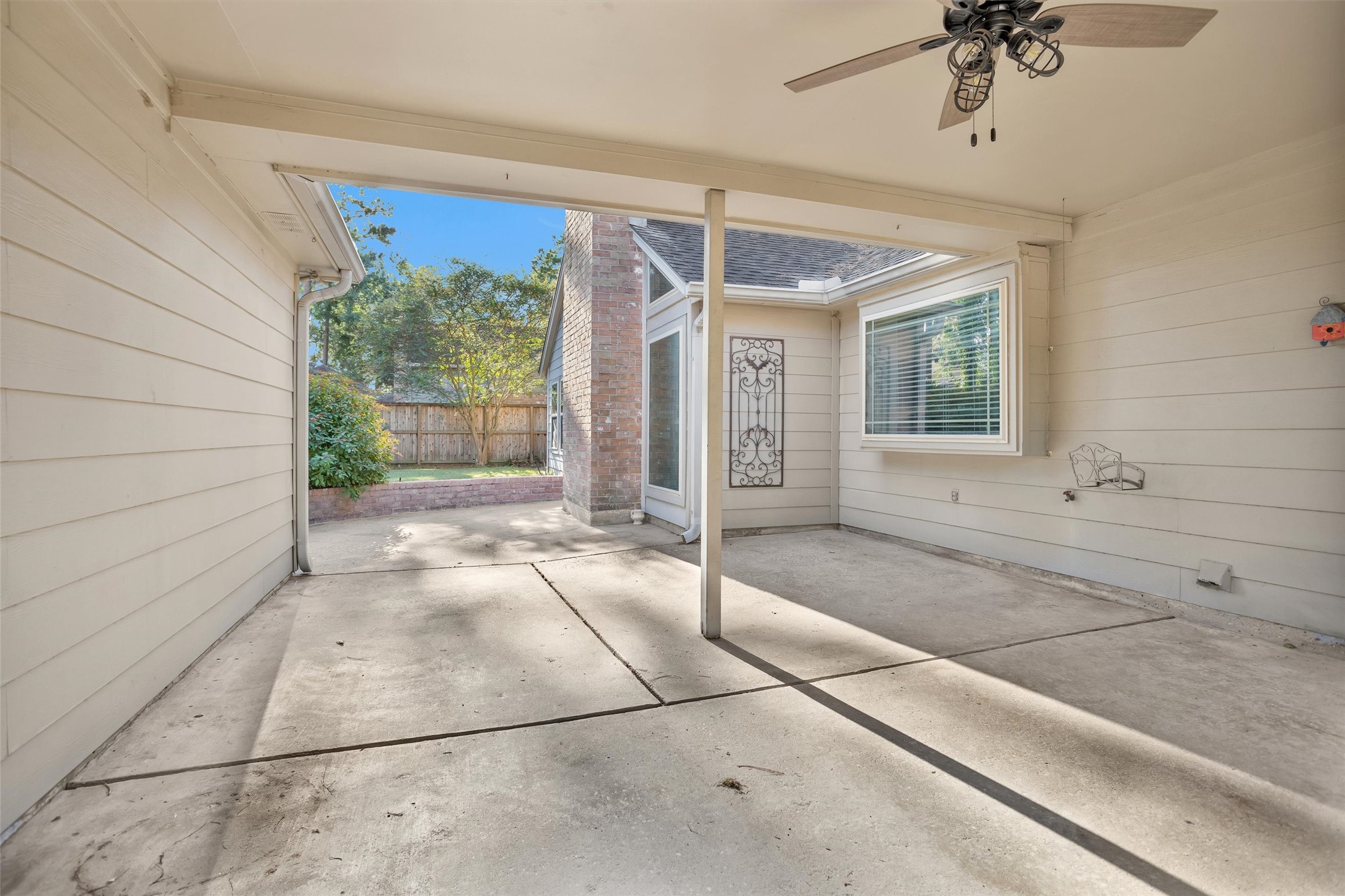 6903 Farnaby Court Spring, TX 77379 - Photo 43 of 49 a view of a room with a large window