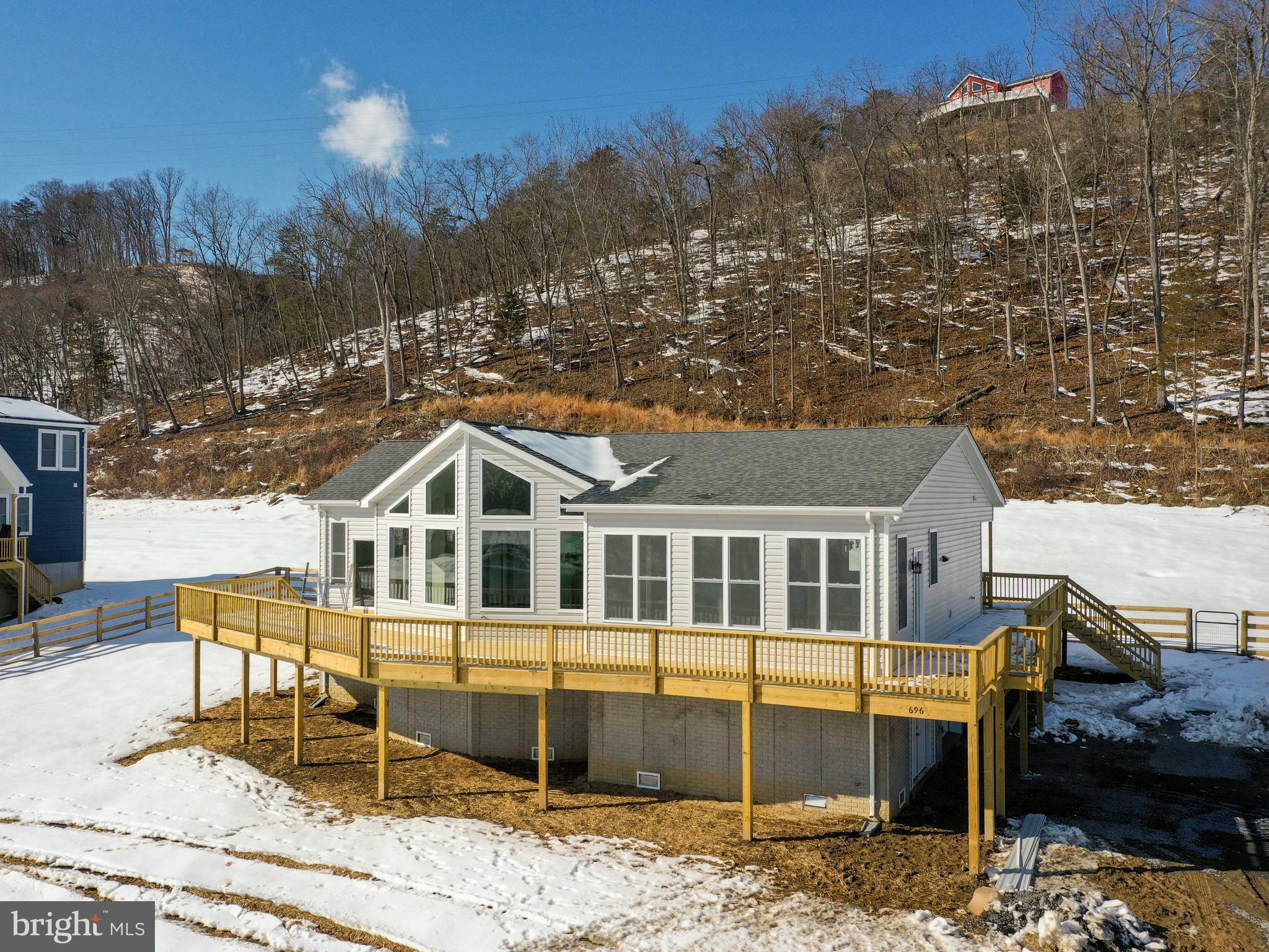 696 Sunset Village Road Front Royal, VA 22630 - Photo 3 of 37 Gallery Image 3