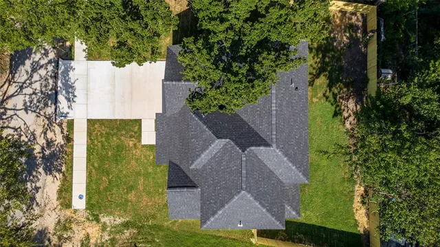 $320,000 | 702 West Rochester Street, Terrell, TX 75160