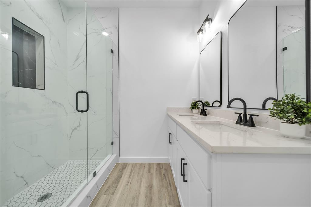 702 West Rochester Street Terrell, TX 75160 - Photo 6 of 15