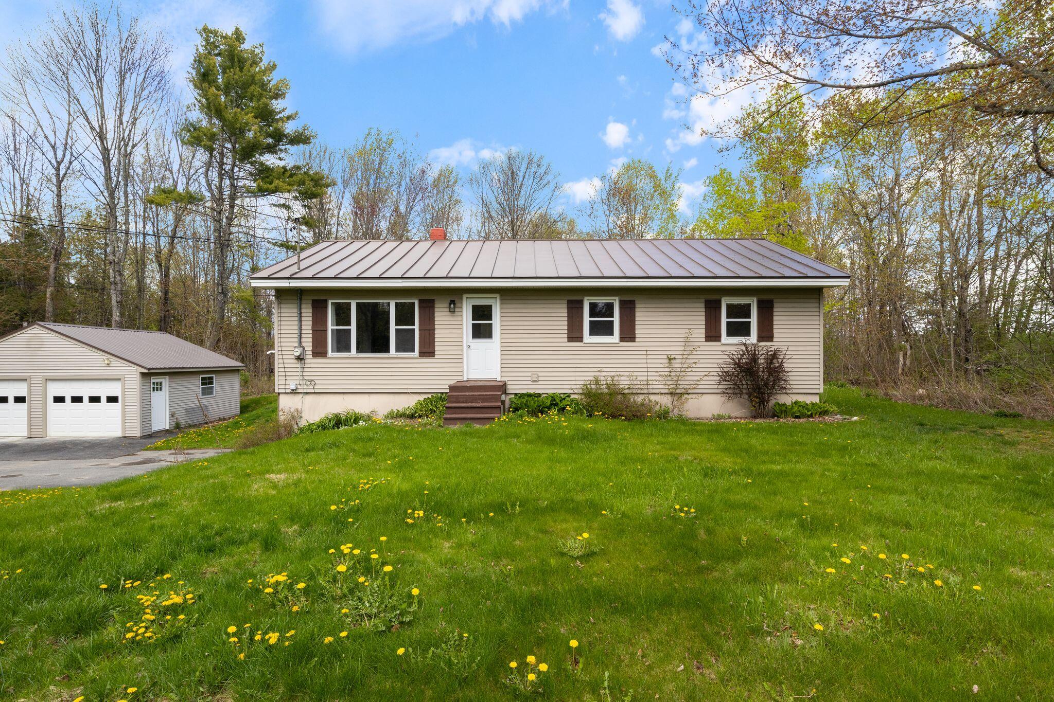 569_Benton_Rd_001