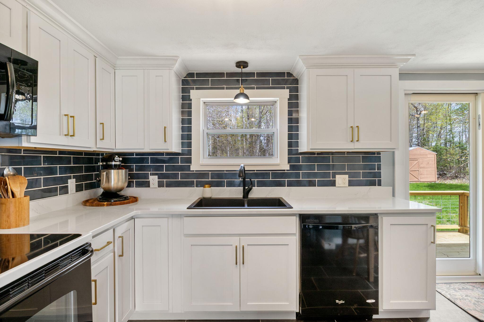 569 Benton Road Albion, ME 04910 - Photo 8 of 40 569_Benton_Rd_024