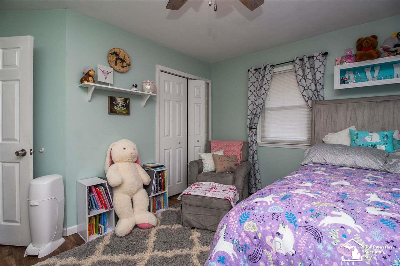 20323 Haggerty Road Belleville, MI 48111 - Photo 24 of 37
