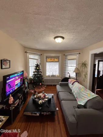 $324,900 | 20 Delaware Terrace, Albany, NY 12209