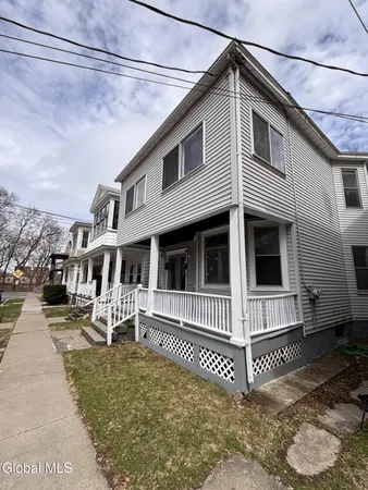 $324,900 | 20 Delaware Terrace, Albany, NY 12209