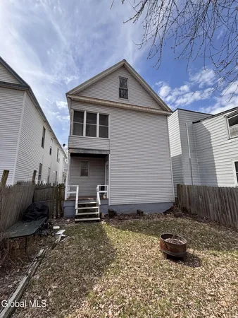 $324,900 | 20 Delaware Terrace, Albany, NY 12209