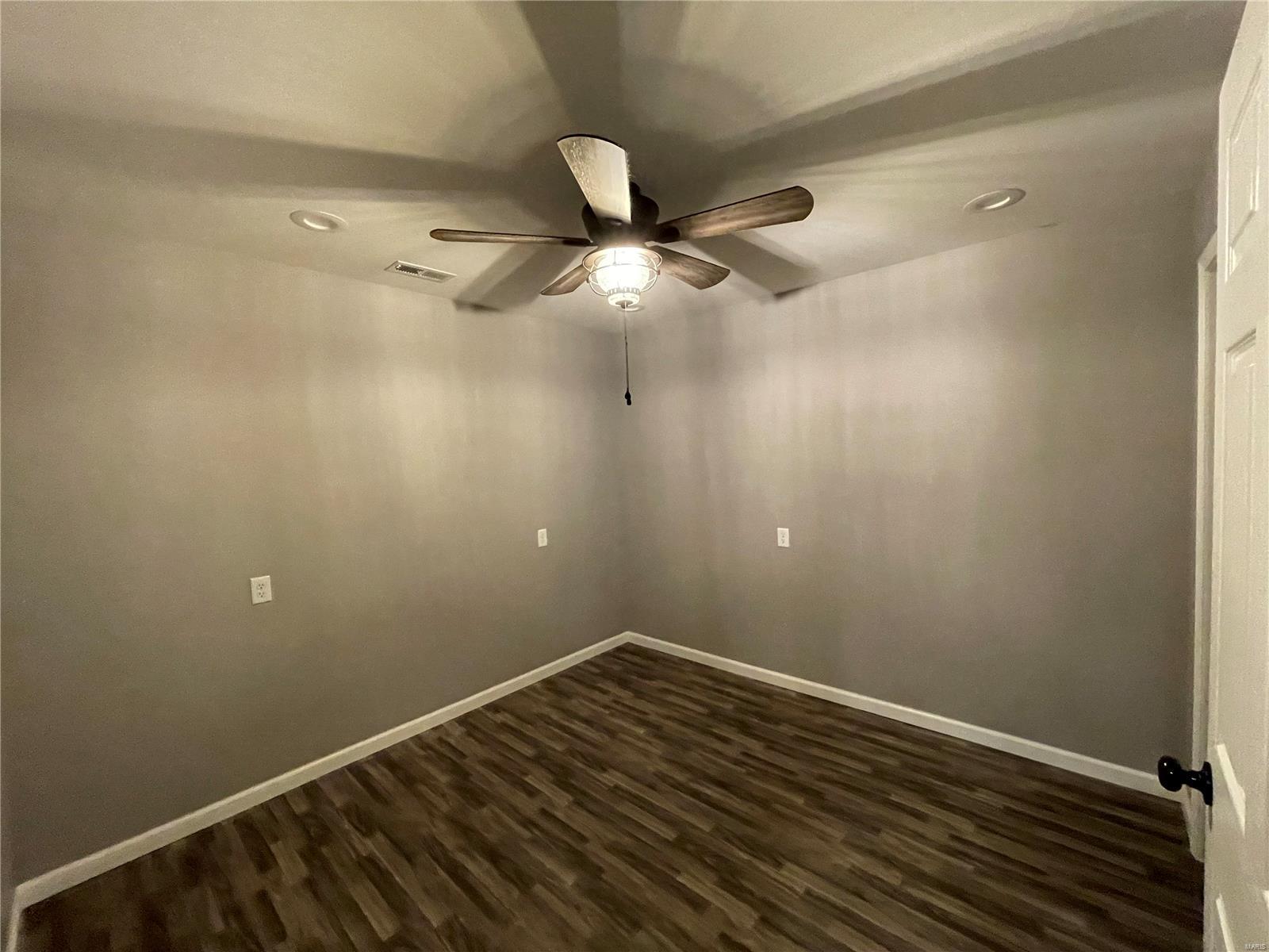 5200 Brook Road Alton, IL 62002 - Photo 16 of 21