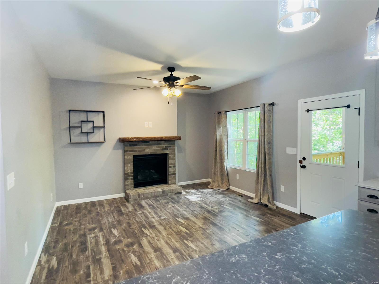 5200 Brook Road Alton, IL 62002 - Photo 6 of 21