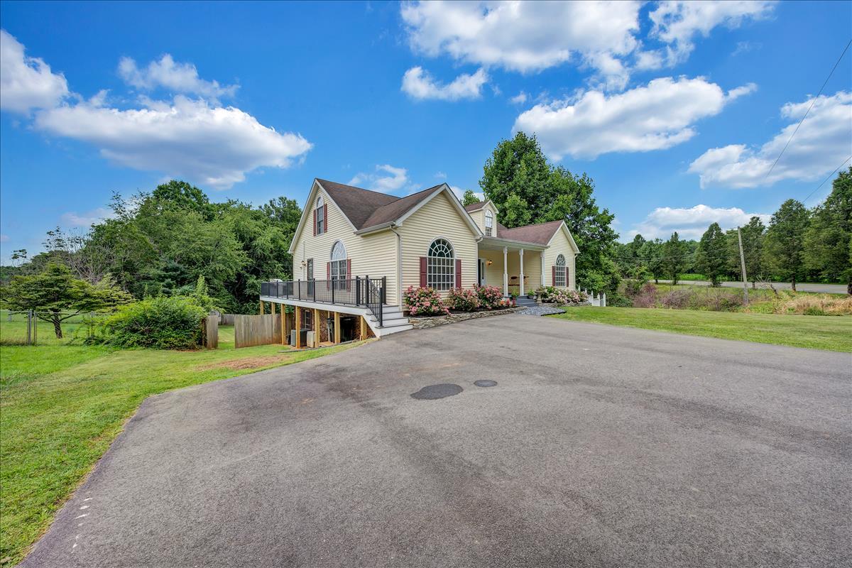 3830 Green Level Road Rocky Mount, VA 24151 - Photo 3 of 52 Front of house 2