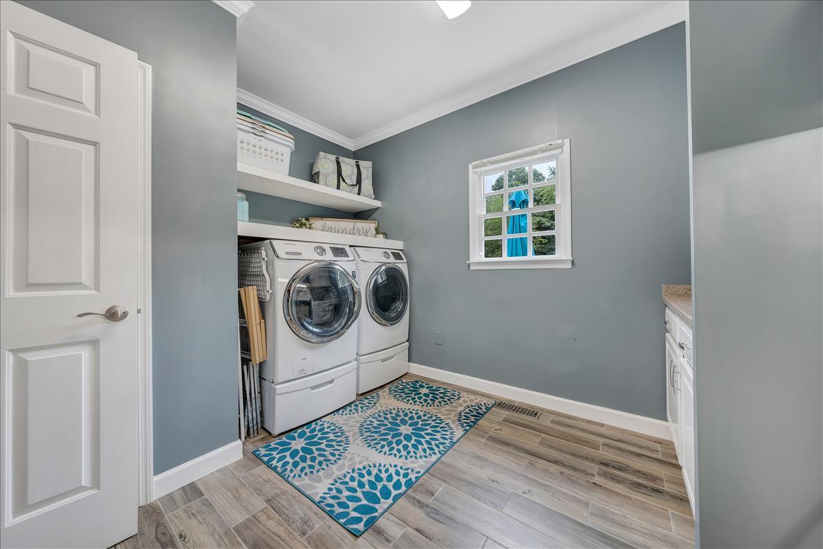 3830 Green Level Road Rocky Mount, VA 24151 - Photo 22 of 52 Laundry room