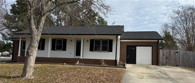 $1,750 | 2801 Lamroc Road, Greensboro, NC 27407