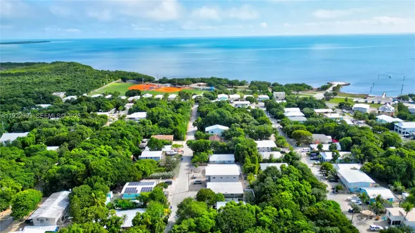 $824,900 | 137 Pacific Avenue, Tavernier, FL 33070