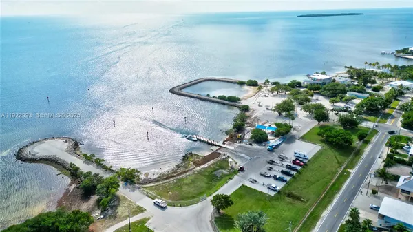$824,900 | 137 Pacific Avenue, Tavernier, FL 33070
