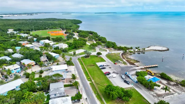 $824,900 | 137 Pacific Avenue, Tavernier, FL 33070