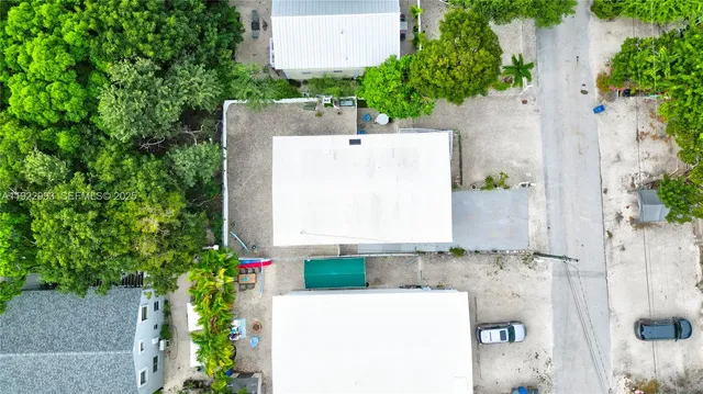 $844,900 | 137 Pacific Avenue, Tavernier, FL 33070