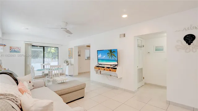 $844,900 | 137 Pacific Avenue, Tavernier, FL 33070