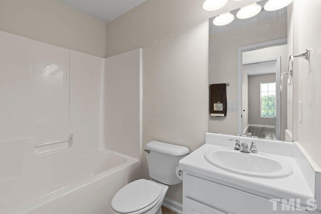 7033 Racine Way Raleigh, NC 27615 - Photo 14 of 30