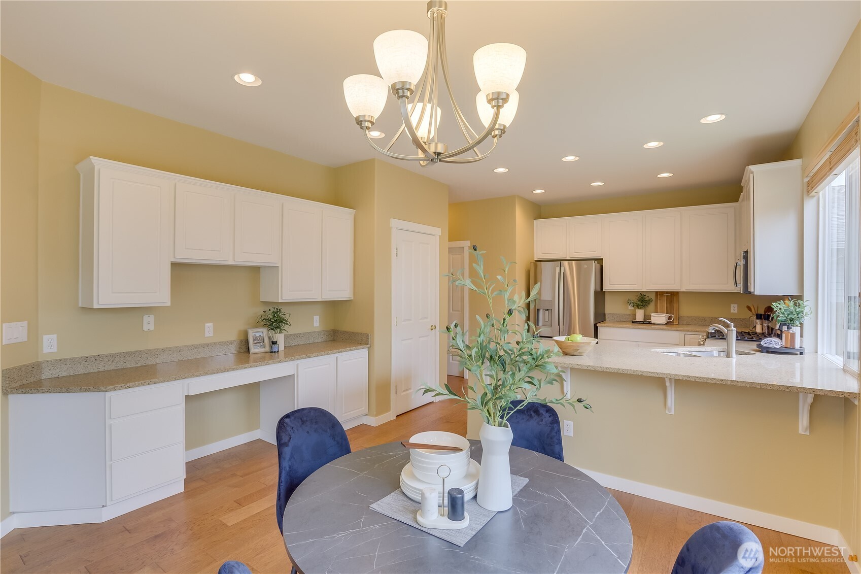 5006 Northeast 4th Place Renton, WA 98059 - Photo 15 of 35